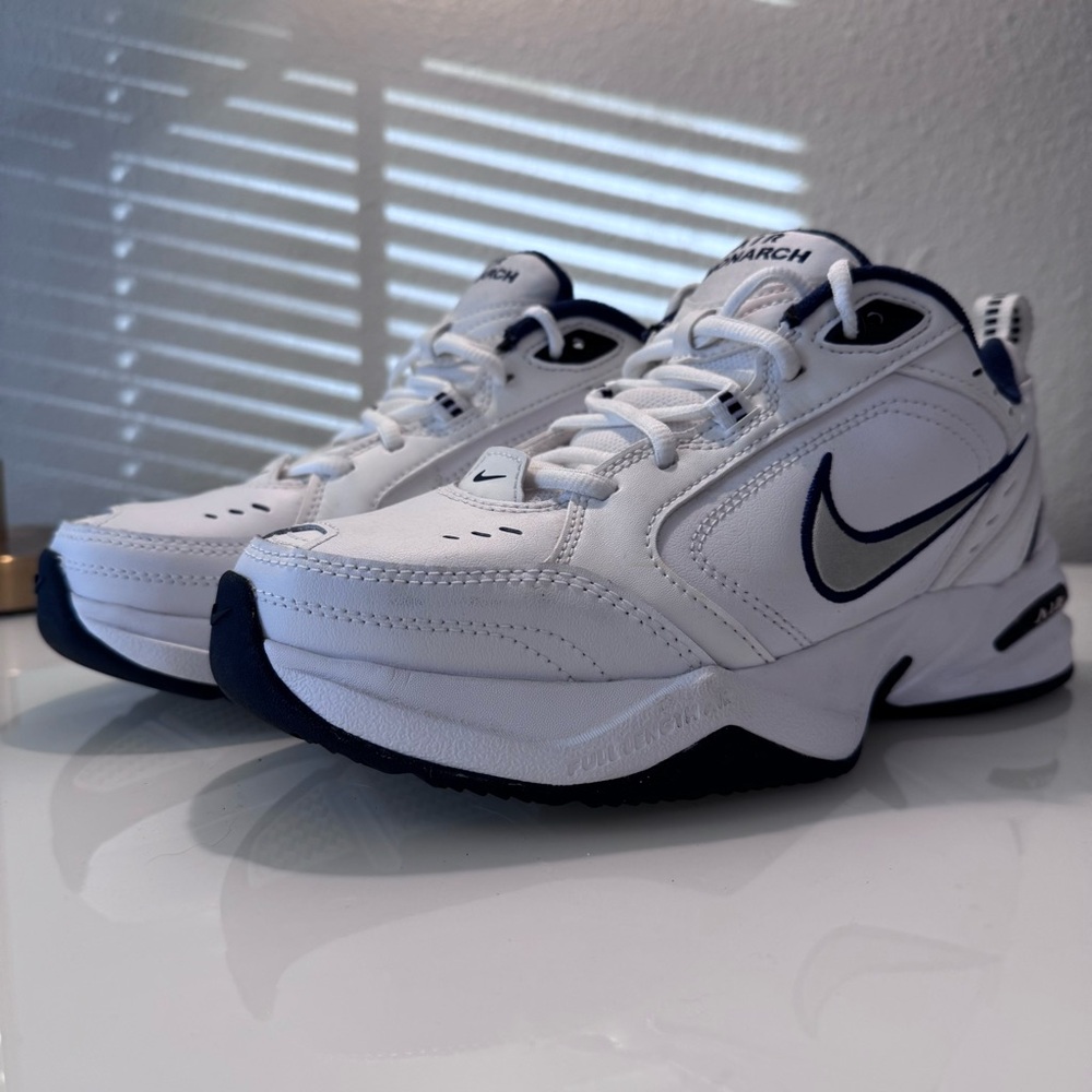Nike Air Monarch IV White Navy Women’s 7 (Men’s 6) | 415445-102